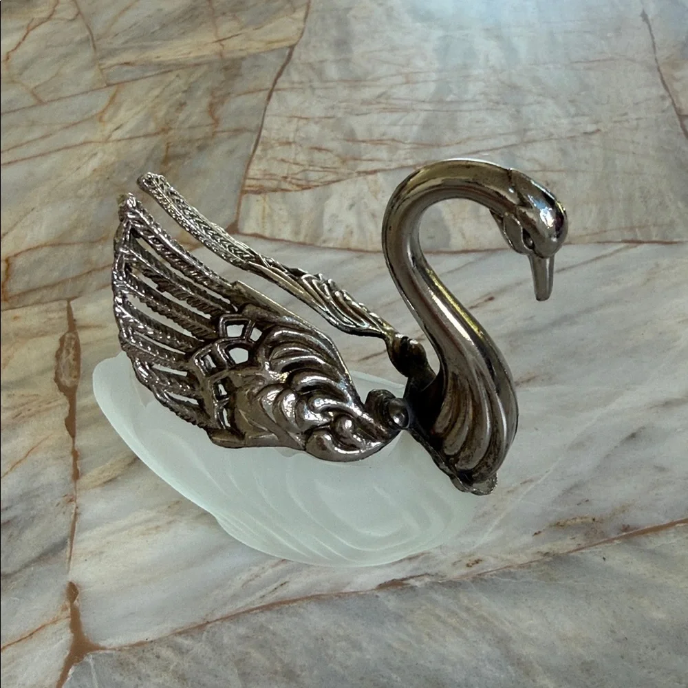 Vintage Frosted Glass Silver Tone Swan Figurine Articulated Filigree Wings